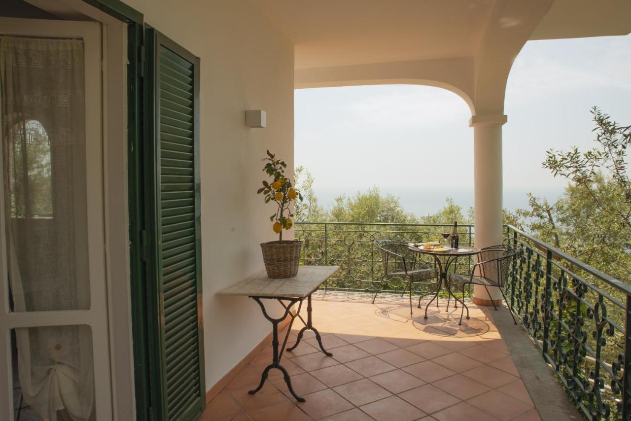 Villa Olimpia Nerano Buitenkant foto
